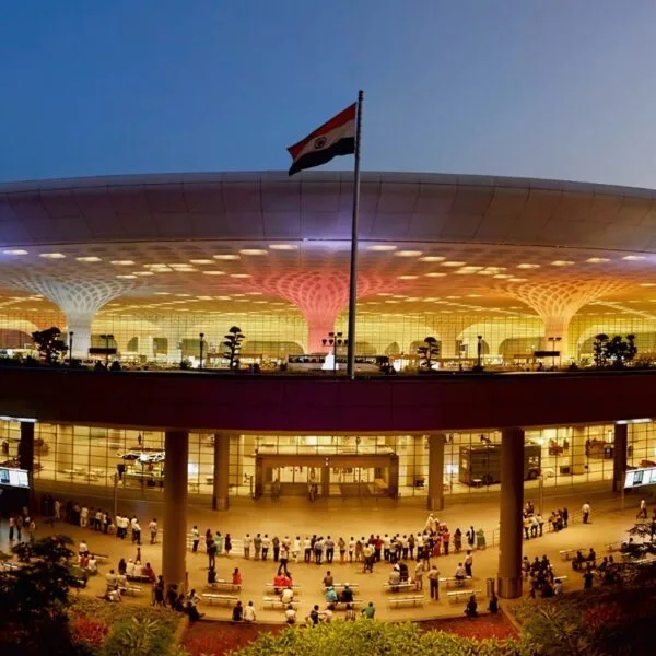 Mumbai - Chhatrapati Shivaji Maharaj International Airport, Mumbai (BOM)