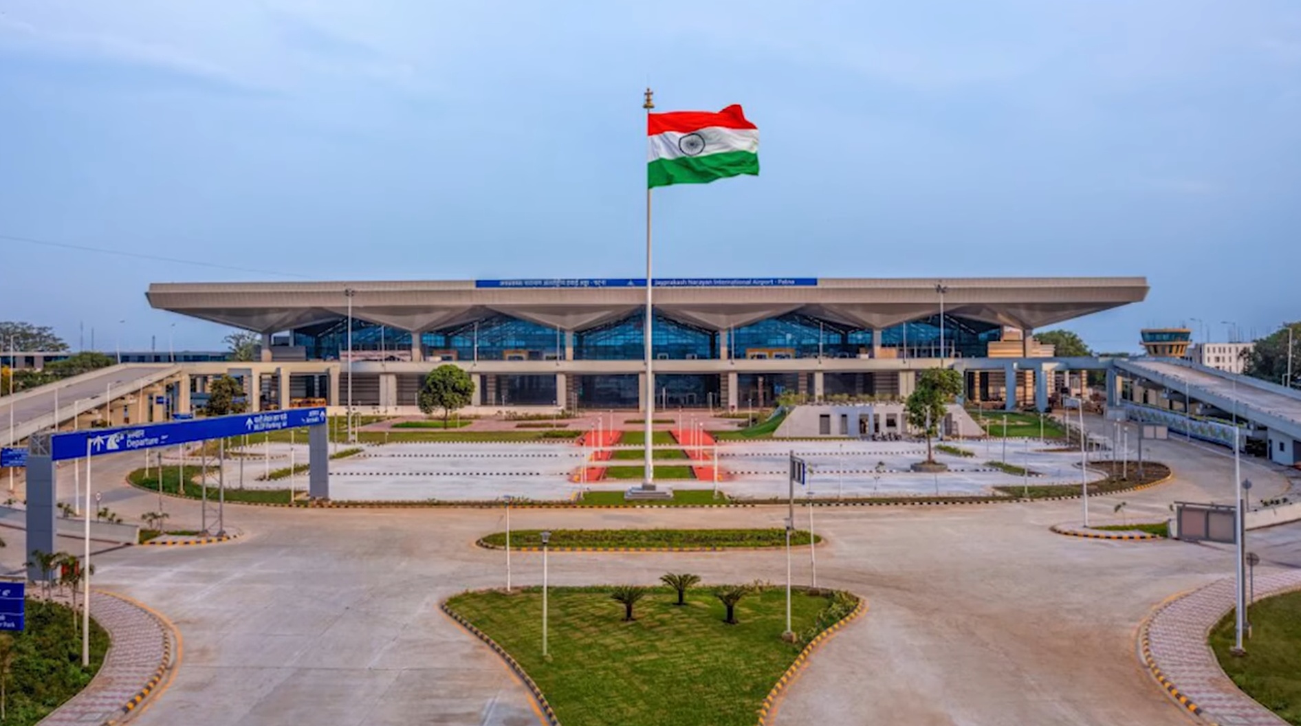 Jay Prakash Narayan International Airport terminal building serving domestic and international passengers.