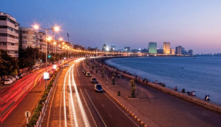 Mumbai to Goa cab on coastal highway NH66
