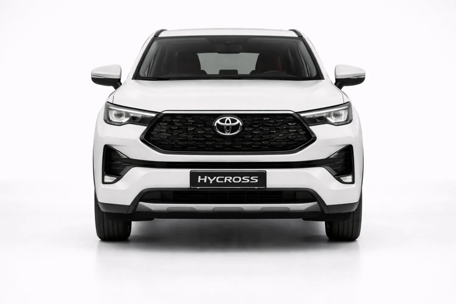 Toyota Hycross front view showing bold grille, LED headlights, and premium MPV stance
