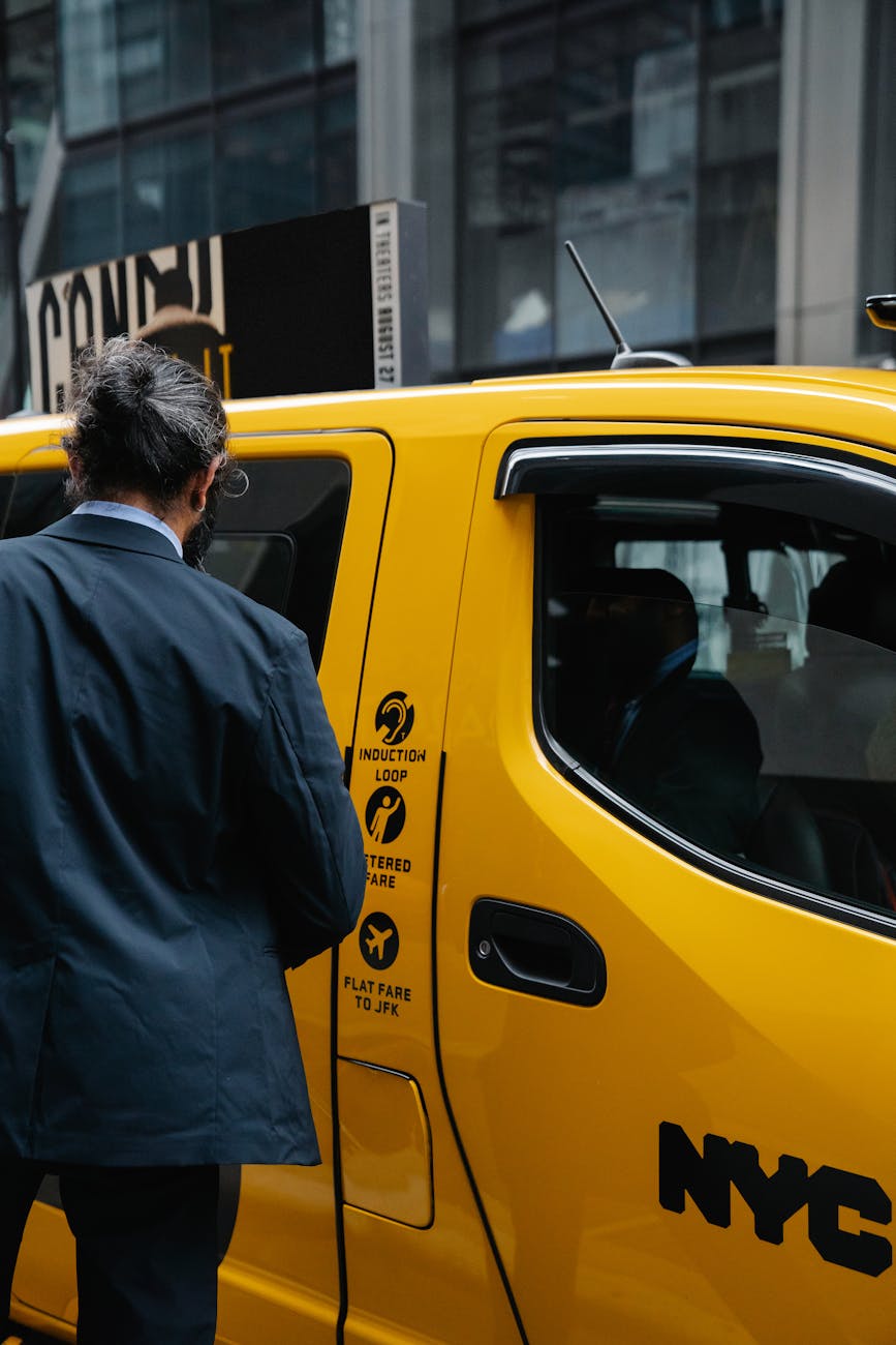 airport cab vs app taxi in india business traveler guide 1